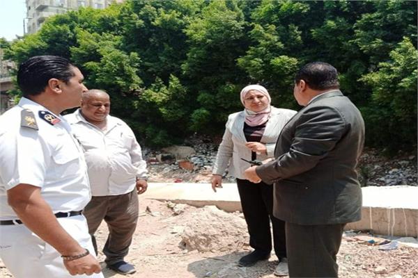 نائب محافظ القاهرة تقود حملة نظافة في ٤ أحياء