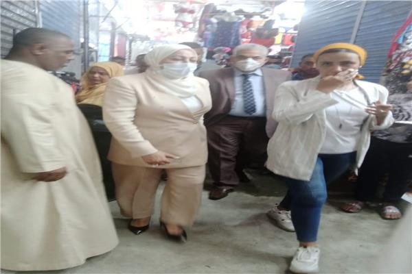 نائب محافظ القاهرة تفقدت سوق توشكا بحلوان 