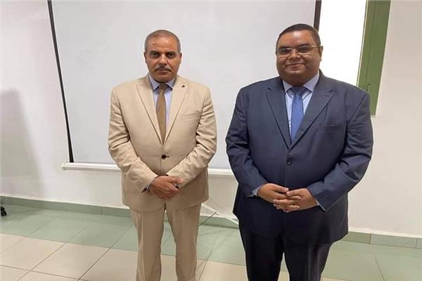 الدكتور محمد المحرصاوي بجانب الدكتور أحمد رمضان صوفي