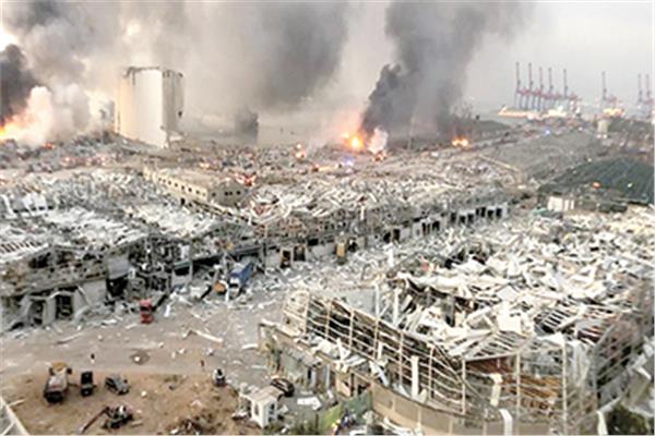  اثار الدمار فى ميناء بيروت الذى هز العاصمة والنخب السياسية
