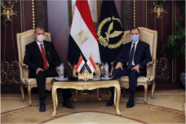 وزير الداخلية مع نظيره العراقي 