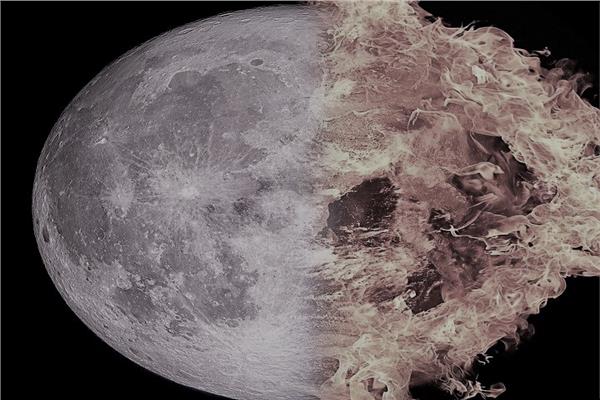 أول رصد لحريق على سطح القمر