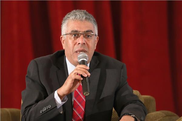 النائب عماد الدين حسين عضو مجلس الشيوخ