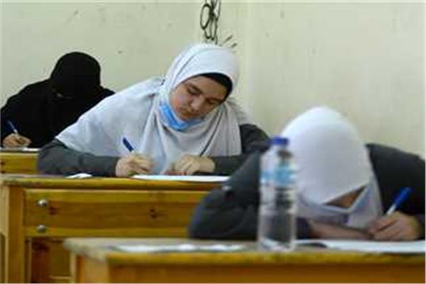 11 ألف طالب وطالبة يؤدون امتحانات الدور الثاني بالشهادة الإعدادية بالمنيا