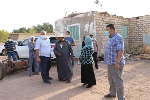 محافظ الوادي الجديد يتفقد مزرعة قرى ناصر الثورة بالخارجة 