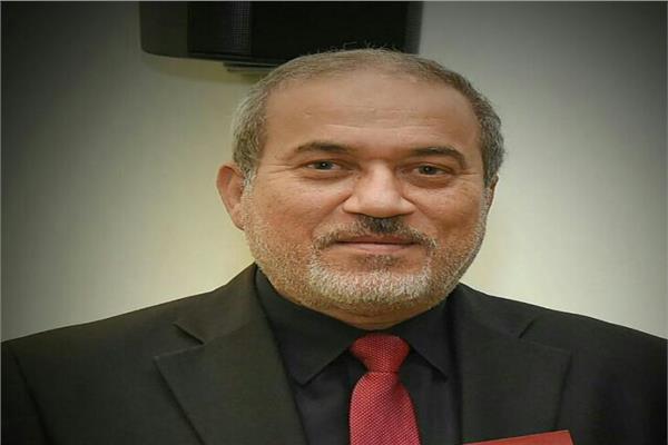 حسين صبري أستاذ الفلسفة الإسلامية جامعة زايد