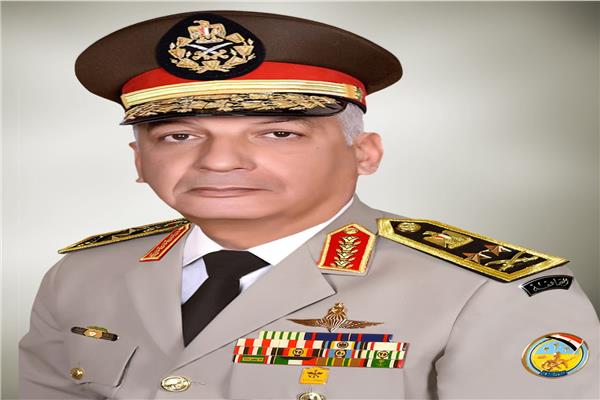 الفريق أول محمد زكى القائد العام للقوات المسلحة وزير الدفاع والإنتاج الحربي