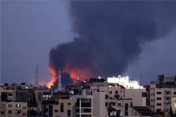 قصف اسرائيلي علي قطاع غزة