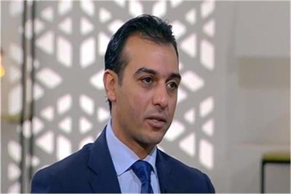 الدكتور إسلام عنان استاذ اقتصاديات الدواء وعلم انتشار الأوبئة بجامعة عين شمس