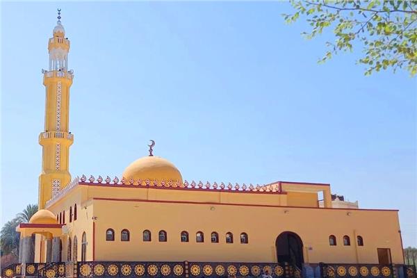 مسجد النور بعزبة يونس