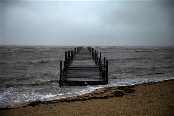 الساحل الجنوبي الأمريكي قبل وصول الإعصار إيدا - صورة  من أ ف ب