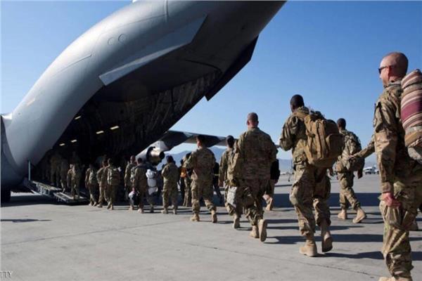 انسحاب اخر جندي أمريكي من مطار كابول