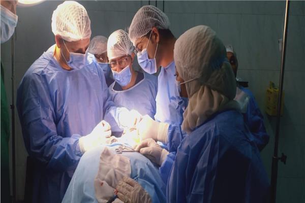 إجراء جراحة ذات مهارة فائقة  بمستشفي السعديين المركزي