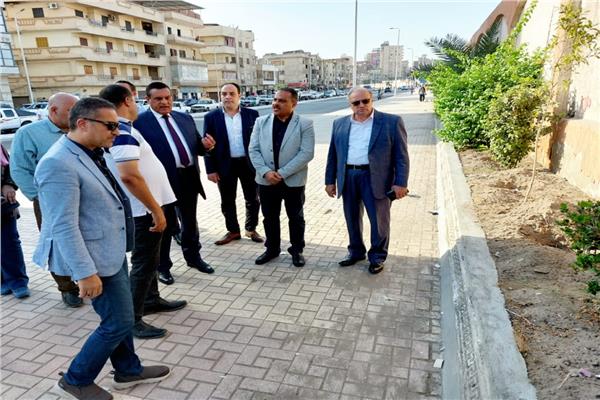 محافظ البحيرة يتفقد الأعمال النهائية لتطوير شارع النصر بدمنهور