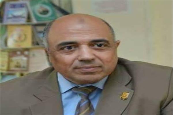 الدكتور نبيل عبد الجابر ياسين استاذ ورئيس مجلس قسم الرقابة الصحية  