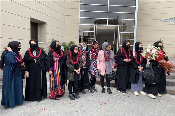 فريق كرة القدم النسائي الأفغاني يصل باكستان
