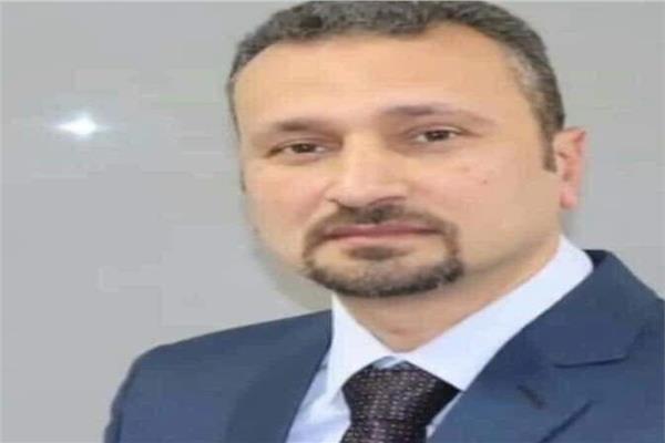 الدكتور محمد علي المتولي وكيل وزارة الصحه بمطروح