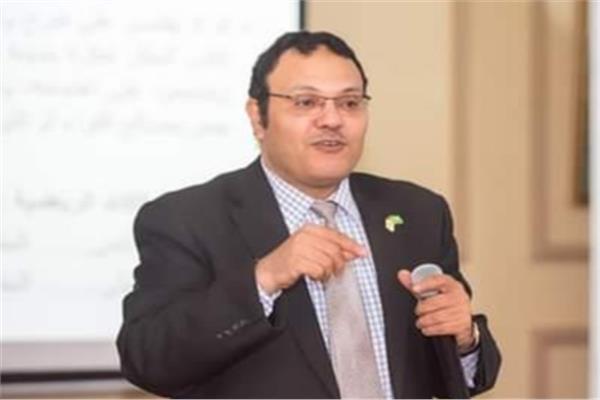 د . مجدي الداغر أستاذ الإعلام 