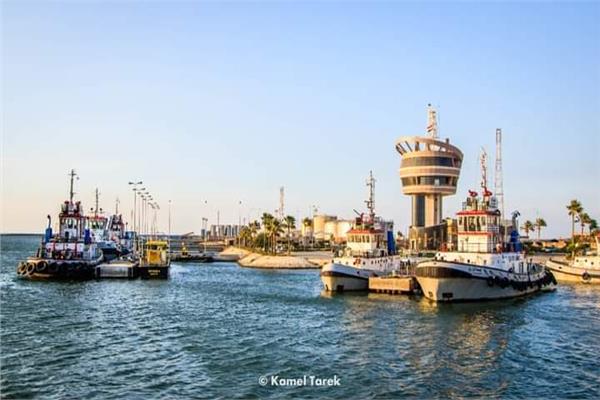 ميناء دمياط البحرى 