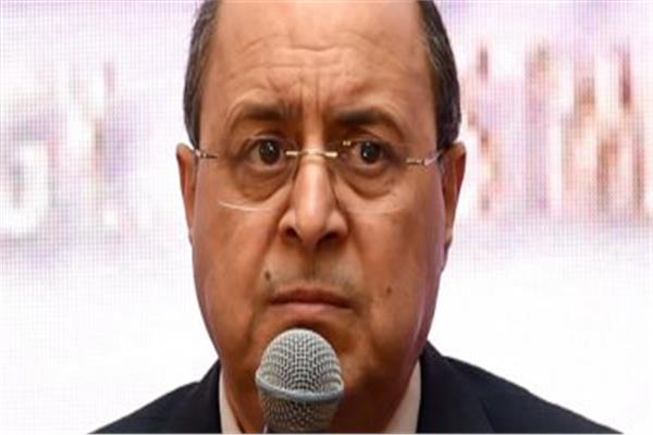 سعد هلال رئيس  الشركة المصرية القابضة للبتروكيماويات