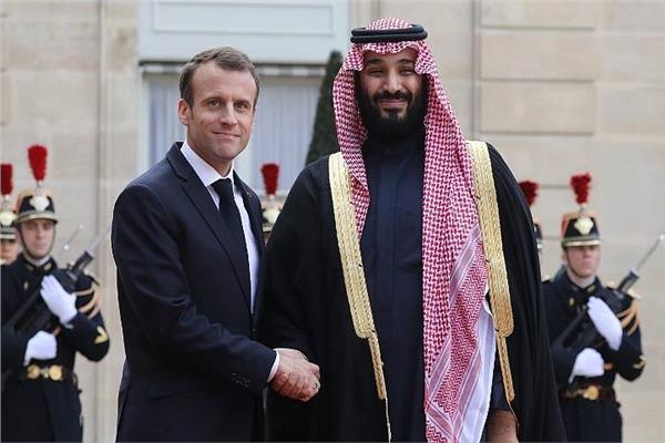 العهد السعودي والرئيس الفرنسي