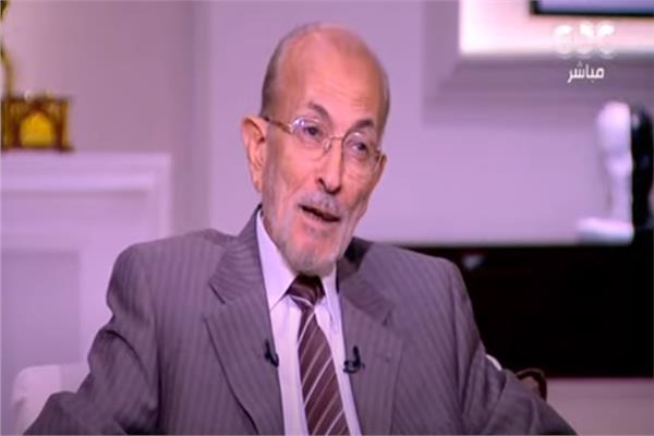 الدكتور عبدالستار الحلوجي رائد علم الوثائق والمكتبات والمخطوطات