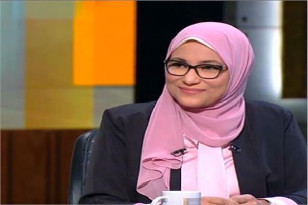 الدكتورة نهى عاصم، عضو اللجنة العلمية لمواجهة كورونا