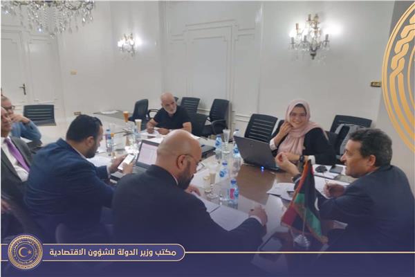 الغويل يعقد اجتماع ختامي    موسع بالسفارة الليبية بمصر 
