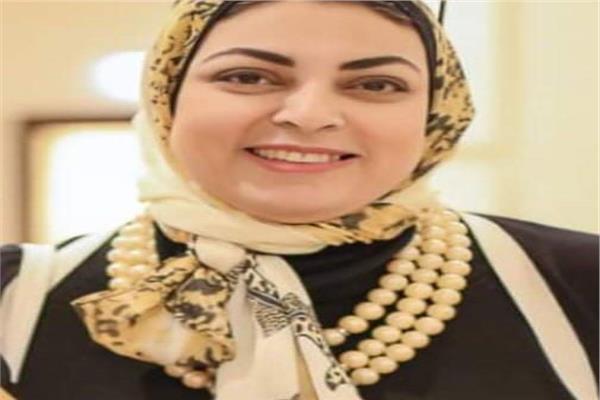 الدكتورة رانيا عبده الإمام وكيل كلية التربية النوعية للدراسات العليا