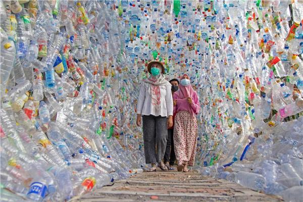  التلوث البلاستيكي