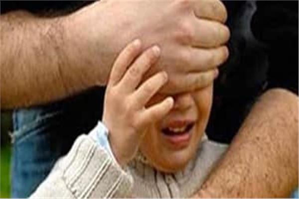 الداخلية عن فيديو خطف طفلتين بالمنوفية: «والدهما حاصل على حكم بالحضانة» 