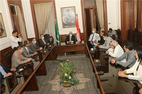 جلسات التعاون بين حزب الوفد ووزارة الصحة