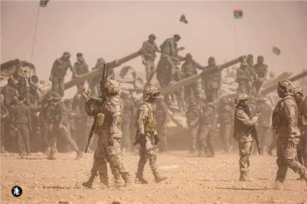 الجيش الليبي ينفذ لأول مرة مناورة عسكرية ضخمة بالذخيرة الحية 