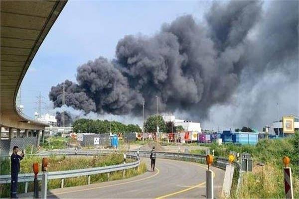 دخان كثيف نتيجة انفجار مطعم في الصين‎‎