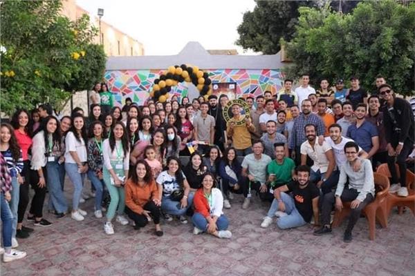 لقاء لطلاب الجامعة الجدد في "أبو قرقاص"
