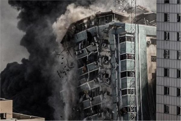 قصف «برج الجلاء» فى غزة