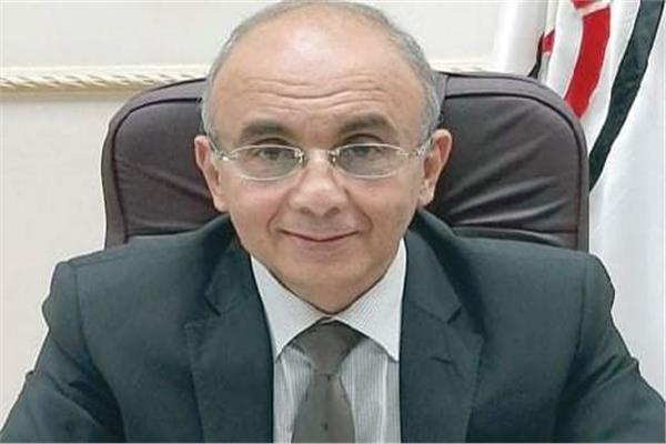  الدكتور عثمان شعلان  رئيس جامعة الزقازيق 