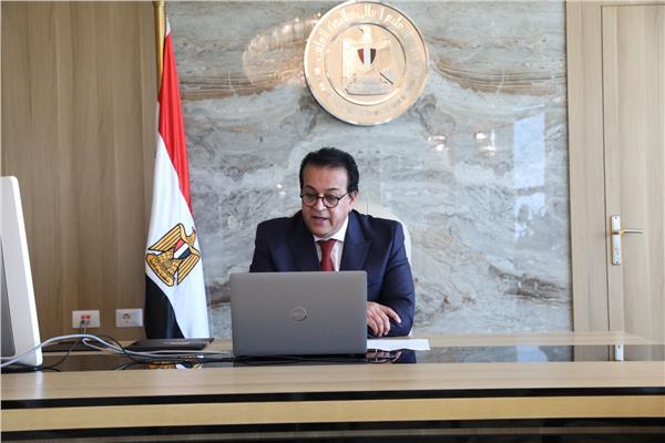  د. خالد عبدالغفار وزير التعليم العالي