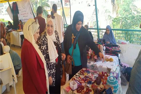 برنامج دورات تدريبية لتمكين المراة  اقتصاديا في سيناء