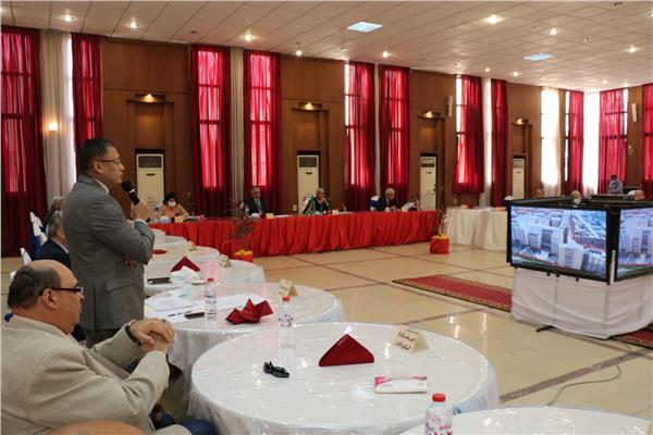 مبارك يعقد جلسة مجلس الجامعة أكتوبر ٢٠٢١ ويستعرض تصور مدينة جامعة المنوفية الطبية