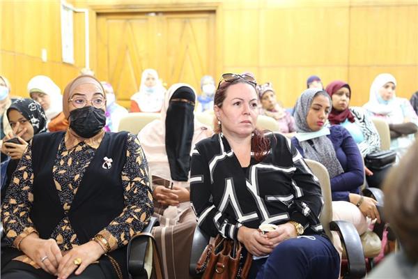 ندوة توعية بعنوان دور المرأة في مكافحة الفساد بالمجلس القومى للمرأة