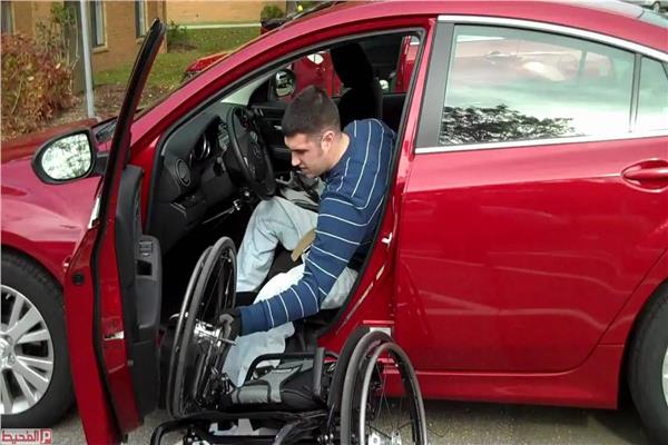 صورة بالخطوات.. كيف يحصل ذوي الاحتياجات الخاصة على سيارة معفاة من الجمارك؟
