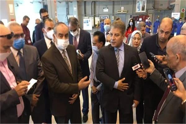 رئيس صيانة مصر للطيران فى جولة وزير الطيران: