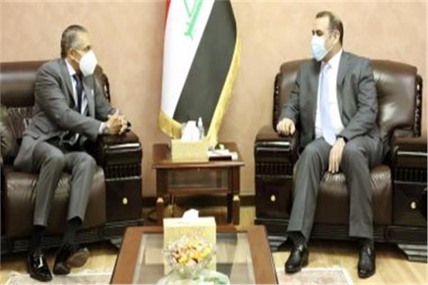  وزير التخطيط العراقي مع السفير المصري لدى العراق