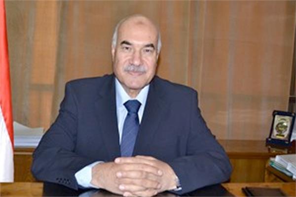 الدكتور أحمد مصطفى رئيس الشركة القابضة للغزل والنسيج