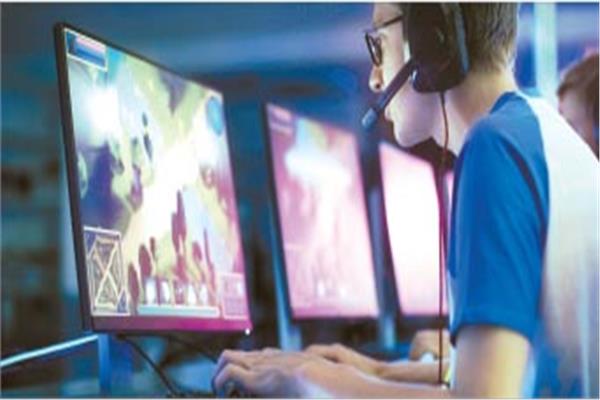 الألعاب الإلكترونية خطر على الأطفال والشباب