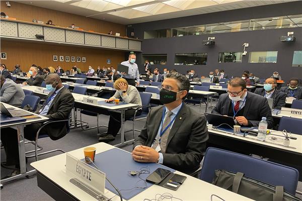 الدكتور شريف فاروق خلال اجتماعات مجلس إدارة الاتحاد البريدي العالمي