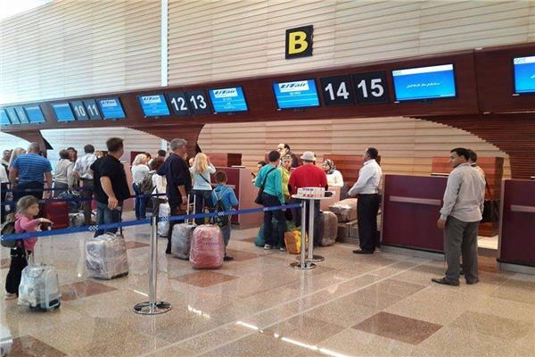 أستضاف مطار الغردقة الدولى  قرابة 15 ألف سائح على متن 82 رحلة دولية
