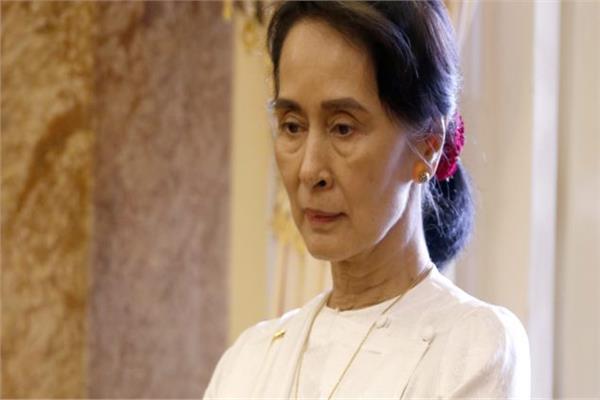 زعيمة ميانمار السابقة أونج سان سو تشي 