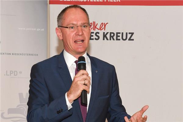 وزير الداخلية النمساوي الجديد جيرهارد كارنر